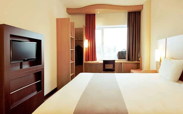 ibis Chengdu Wenjiang Center