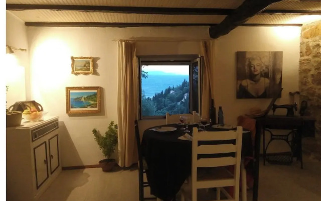 Aristidis Stone House