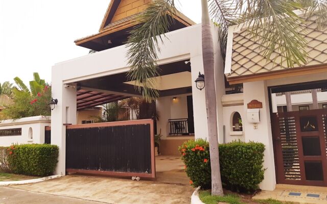 Отель Ramida Pool Villa Паттайя вид на фасад