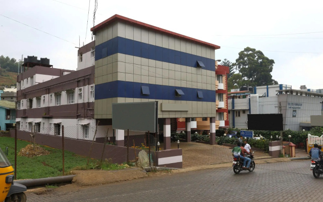 Hotel Orchid Inn