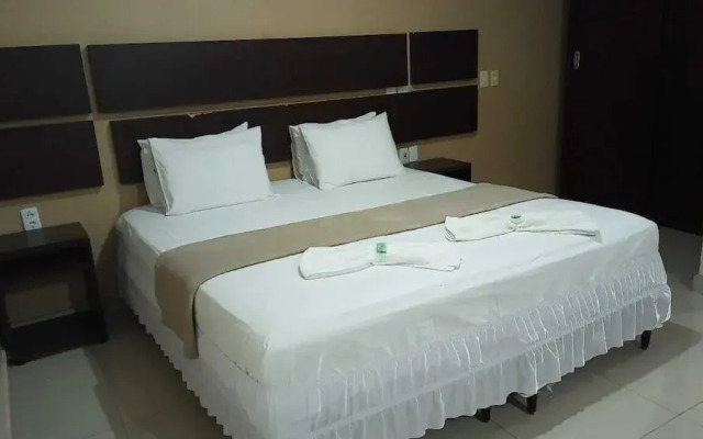 Serra's Comfort Hotel