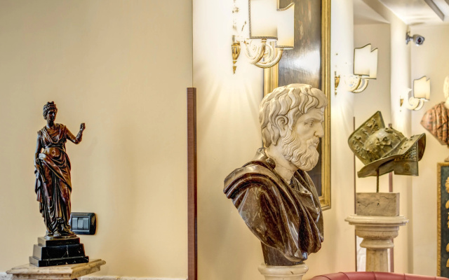 Aurelius Art Gallery Hotel