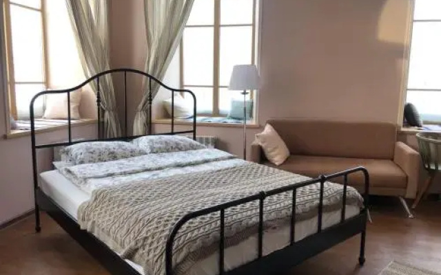 Dom Demidovykh Hostel
