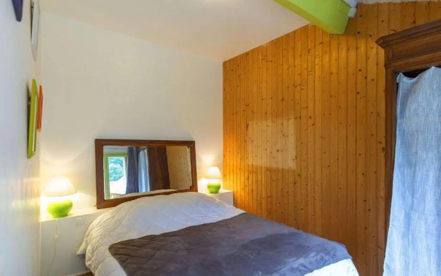 Maison Au Centre du Village, Cour Privative, Au Calme, Wi-Fi, Cheminee, Ideale Pour Familles. - Fr-1-401-234