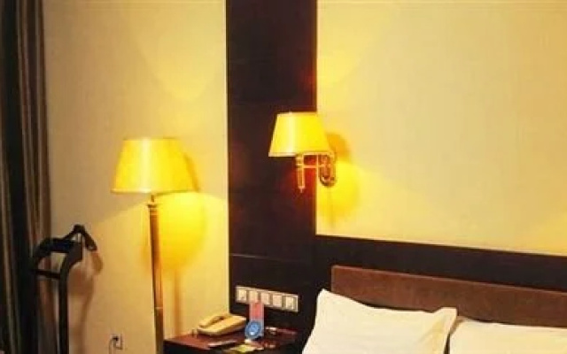 Heze Heping Hotel
