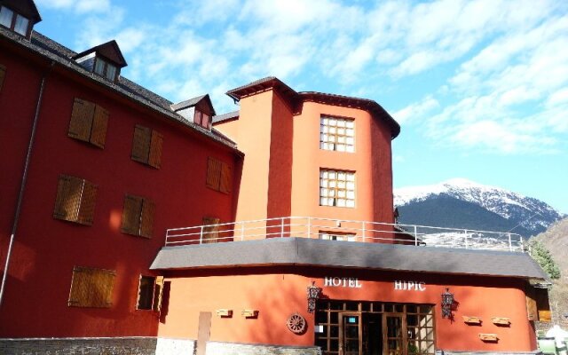 Hotel Hipic вид на фасад