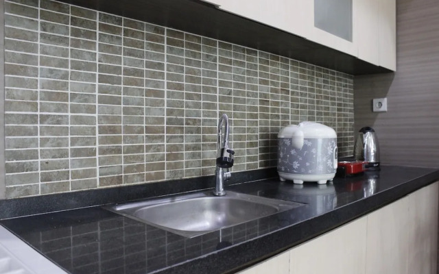 Prime & Comfy Studio @ Tamansari La Grande Apartment By Travelio