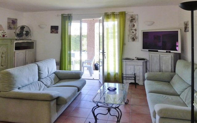 Holiday Home With Pool, Vaison-la-romaine