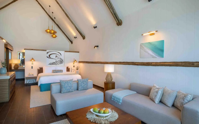 Anantara World Islands Dubai Resort