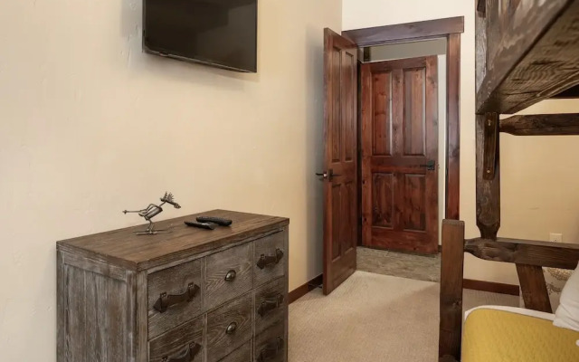 Cozens Pointe E 102 2 Bedroom Condo by RedAwning
