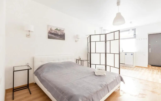 Cozy Apartment on Alexandrovskiy Avenue