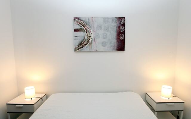 Апартаменты Apartments 33 Mae de Deus by Green Vacations Понта-Делгада комната для гостей