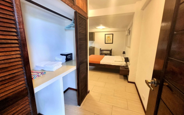 Day & Night Accommodations
