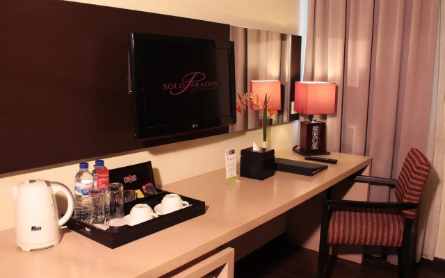 Solo Paragon Hotel & Residences