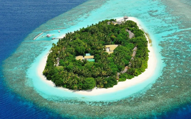 Madoogali Resort & Spa Maldives