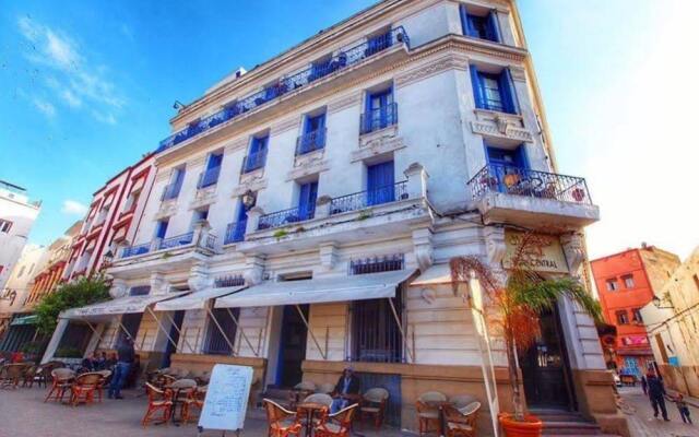 Отель Hôtel Central Марокко, Касабланка - 2 отзыва об отеле, цены и фото номеров - забронировать отель Hôtel Central онлайн вид на фасад