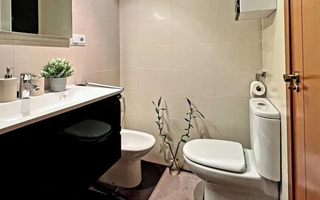 Valencia Oasis Retreat - 2 Bedroom Apartment
