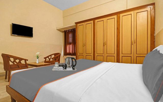 Capital O 89127 Hotel Samrat Palace