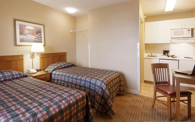 Birch Hill Suites Sulphur