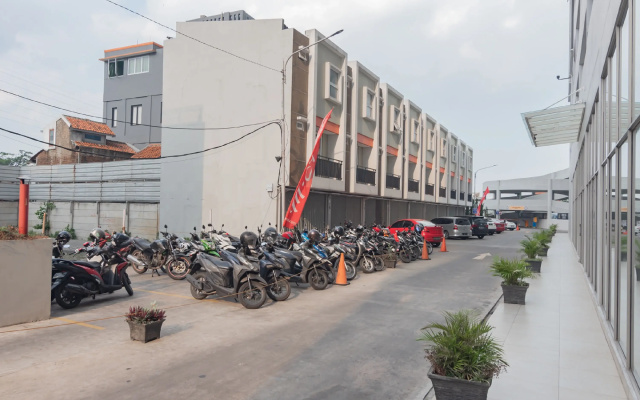 Comfortable Stay 2Br At Mekarwangi Square Cibaduyut Apartment