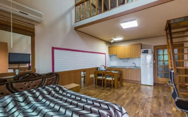 Uljin Blue Ara Pension