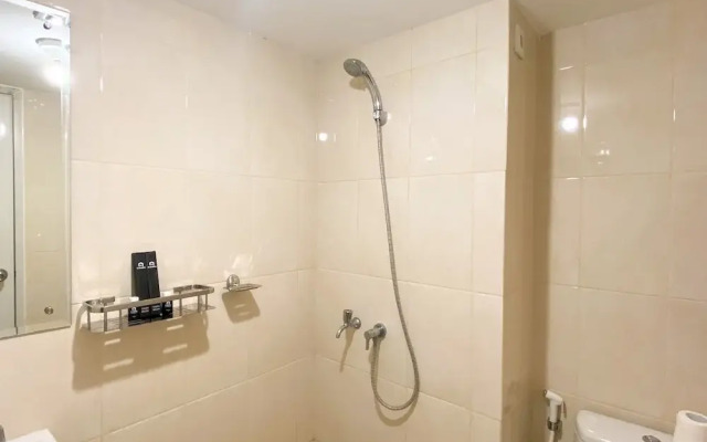 Restful And Functional Studio Apartment At Springlake Summarecon Bekasi