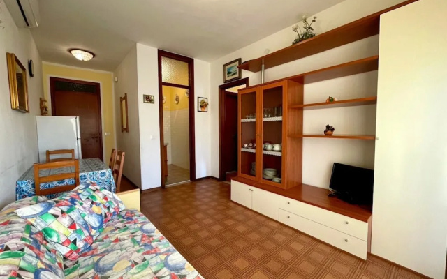 Flat With Beautiful Terrace Close to the sea