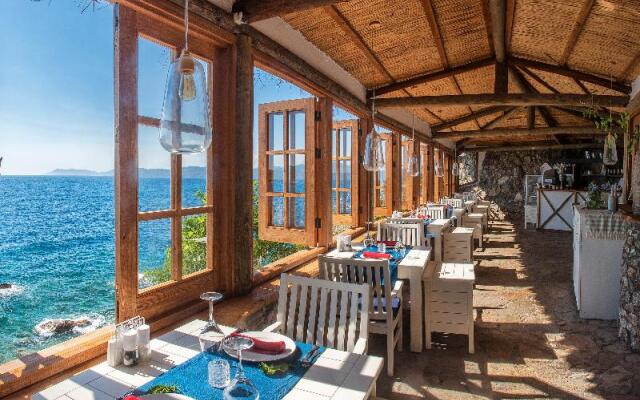 Nautical Hotel вид на фасад