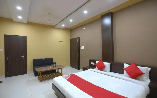 Hotel Tulsi Chhaya Inn by OYO Rooms