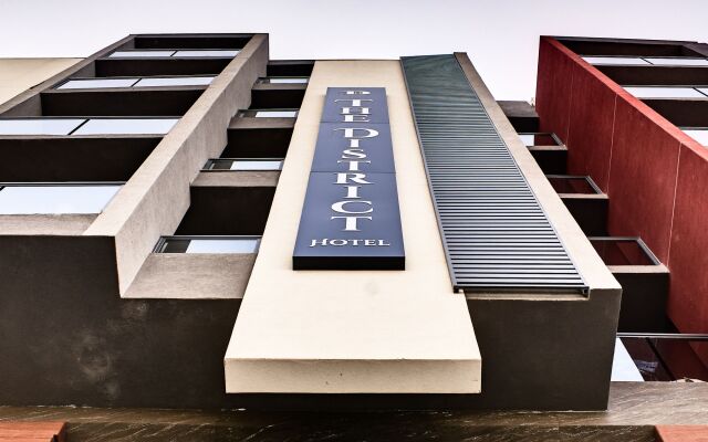 Отель The District Hotel Мальта, Сан Джулианс - 1 отзыв об отеле, цены и фото номеров - забронировать отель The District Hotel онлайн вид на фасад