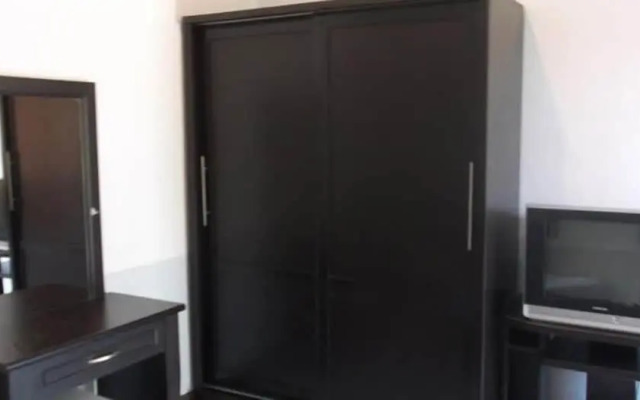 Bed & Breakfast Service Guesthouse