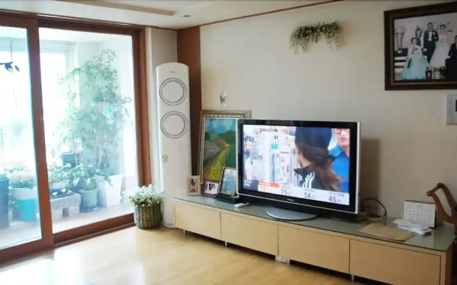 Denis's House