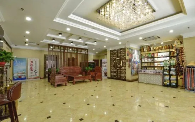 Dunhuang Binhe International Hotel (Dunhuang Night Market & Dunhuang Bookstore)