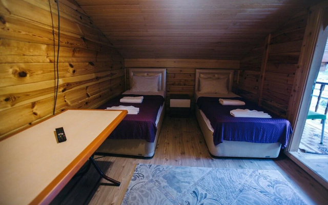 Jadela Otel
