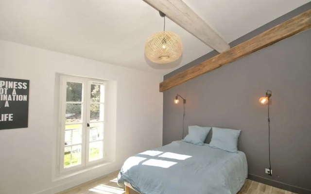 Beautiful Villa With Pool Near St.remy-de-provence
