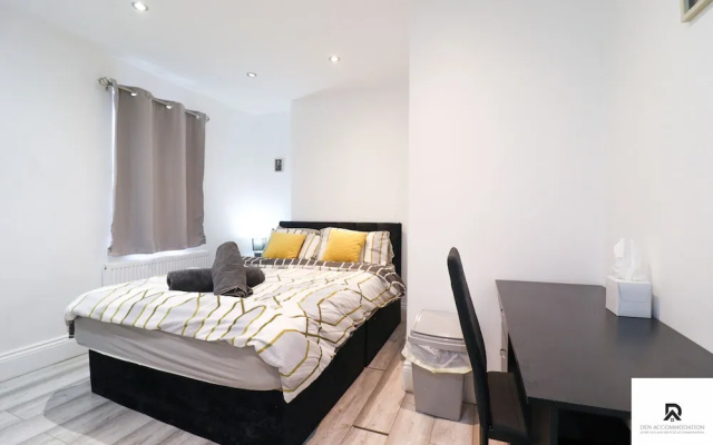 3-bed House in London Near the O2 Arena & Excel