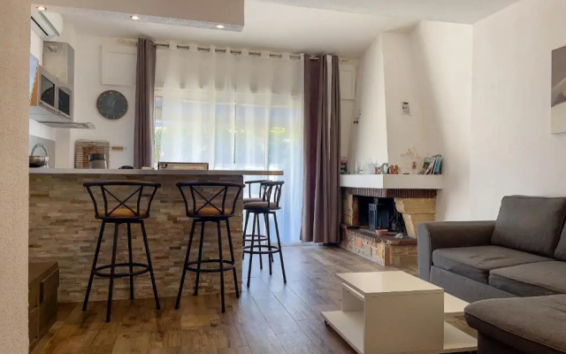 Apartement Maenat