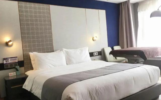 Lanou Hotel (Guiyang Huaxi District Meide Government House Branch)