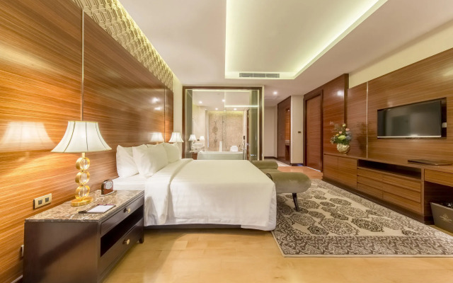 Garden City Hotel
