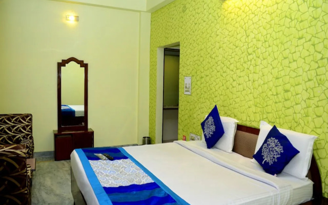 OYO Flagship 3071 Hotel Kamesh Hut