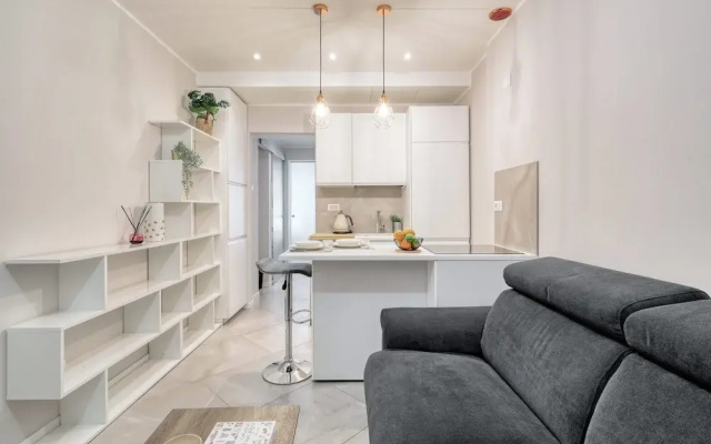 JOIVY Modern City Centre Flat