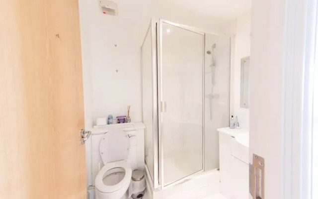 Stunning View Entire Flat Excel Canary Wharf - Sleeps 4