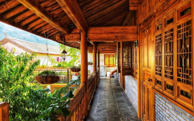 Tourist Courtyard Hotel