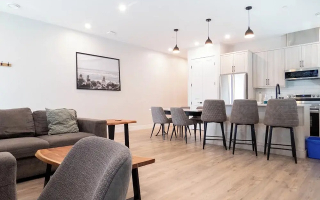 Beach Suites Parksville