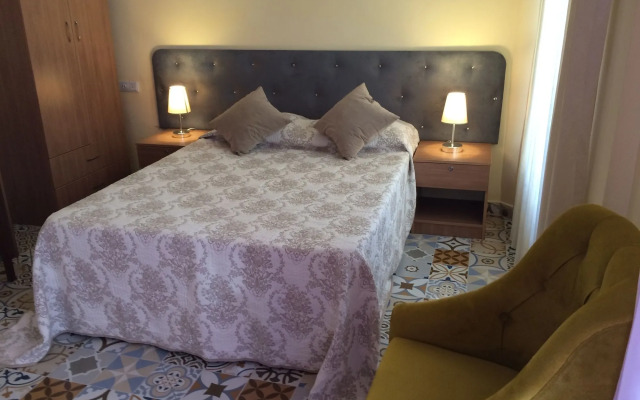 Turkish Apart Hotel