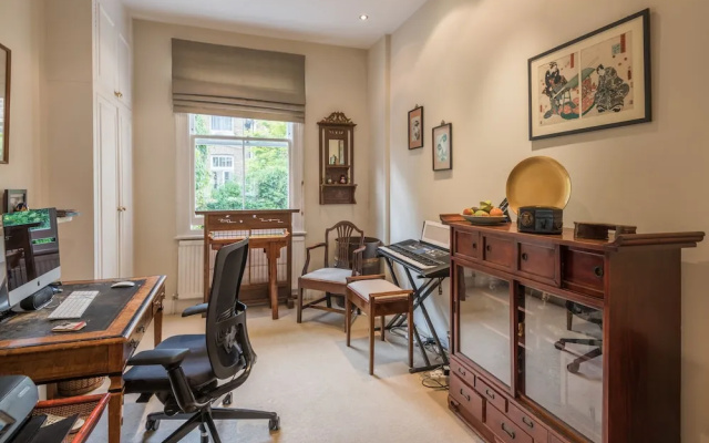 Large Family home in Fulham