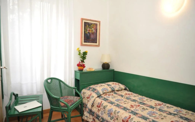 Hotel Diana