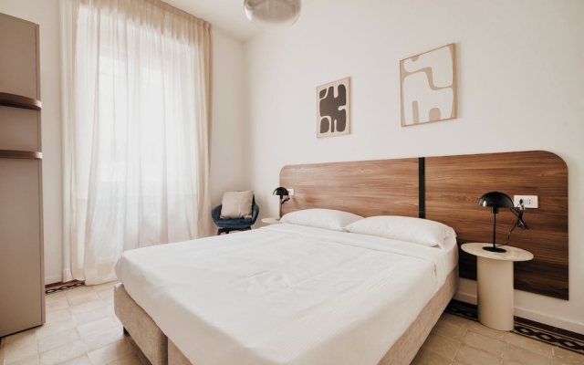 Elegant Flats near Guastalla Gardens