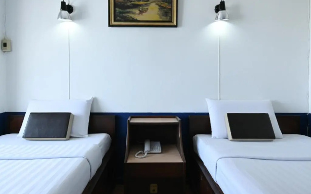 The Krungkasem Srikrung Hotel