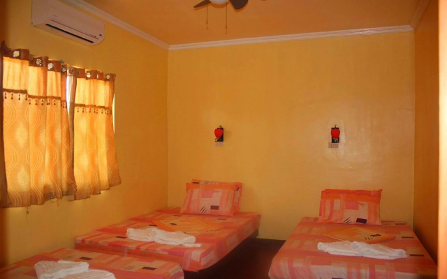 Cocomango's Resort